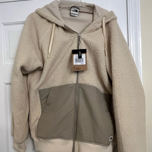 NWT.  NORTH FACE Men's Ridge Fleece Full Zip Hooded Jacket. - Picture 2 of 3